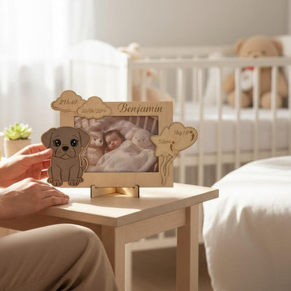 Cadre photo personnalisé en bois gravé – décor animal peint pour enfant