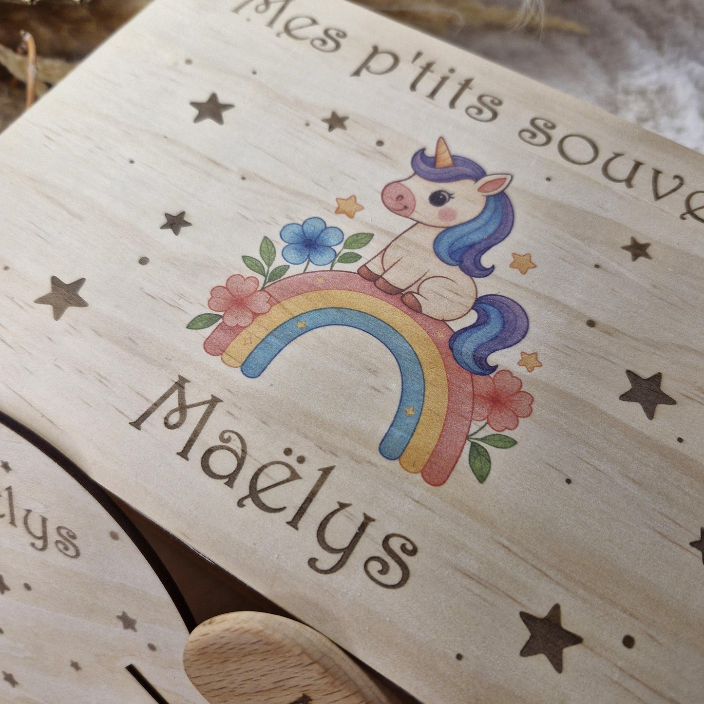 Coffret de naissance personnalisé Licorne  – Cadeau baby-shower surprise bébé