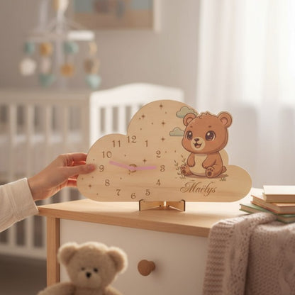 Horloge bois gravée prénom – cadeau naissance ou anniversaire enfant, décor Ourson | Murale ou à poser
